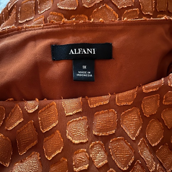 NWT Alfani orange sheer overlay blouse size 1X. E#106 - Picture 6 of 8